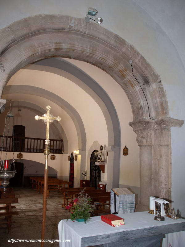 VISTA DE LA NAVE DESDE LA CABECERA DEL TEMPLO.